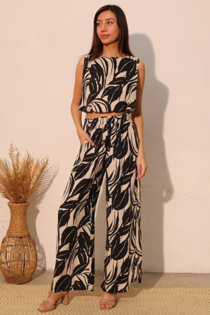 Lucca Leaf Bubble Crop Top