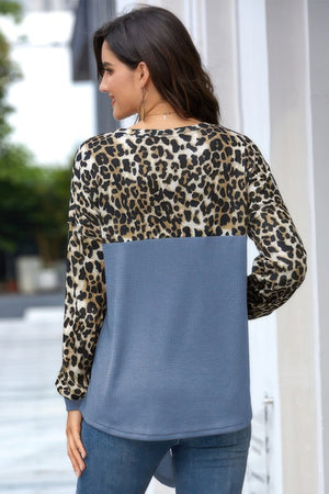 Leopard Stitching Bow Knit Crew Neck Loose Pullover