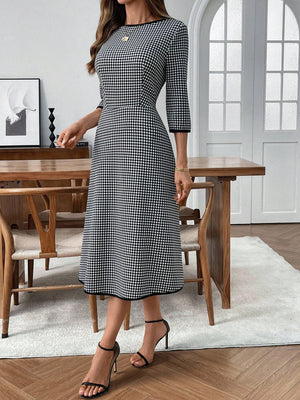 Plaid Round Neck 3/4 Sleeve Dress
